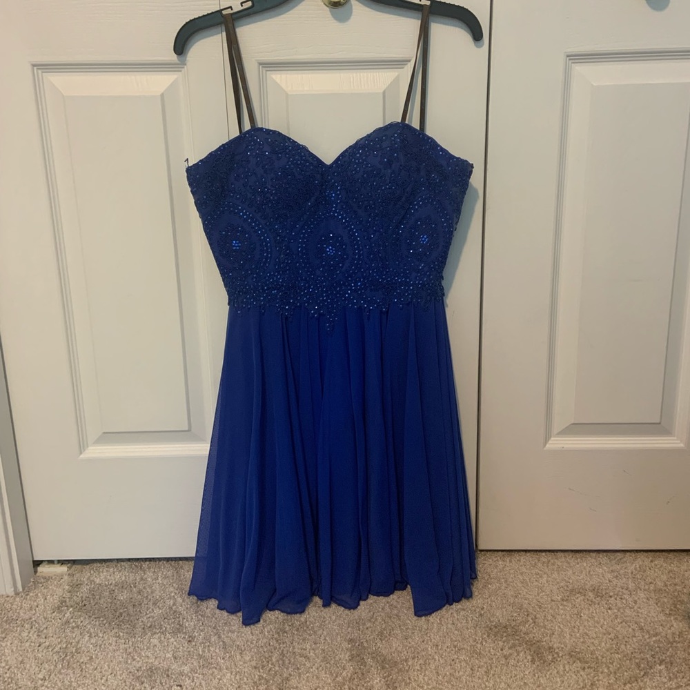 Size 2 Camille La Vie Blue Strapless Hoco Dress